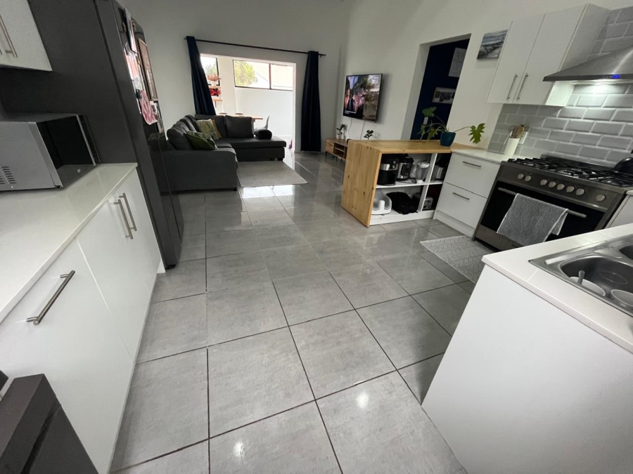 2 Bedroom Property for Sale in Anchorage Park Western Cape